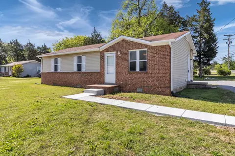 132 Holloway Dr, Lebanon, TN 37087