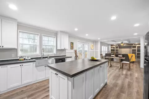 4367 Woodrow Wilson Rd, Springfield, TN 37172