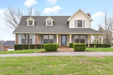 172 Seven Mile Ferry Rd, Cunningham, TN 37052
