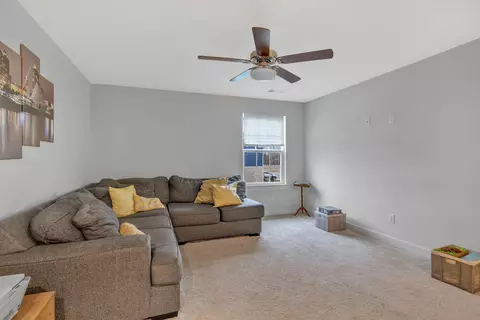 Living - 3430 Darrell Dr, Murfreesboro, TN 37128 photo 14 of 14