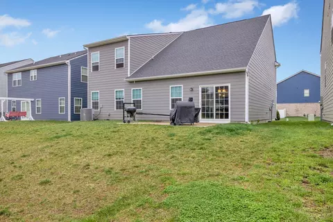 Exterior - 3430 Darrell Dr, Murfreesboro, TN 37128 photo 5 of 9
