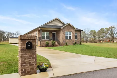 101 Emmons St, Chapel Hill, TN 37034