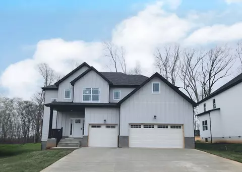 1746 Oak Forest Dr, Clarksville, TN 37043