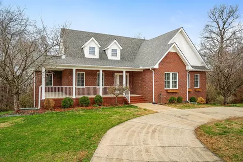 126 N Steeplechase Dr, Mcminnville, TN 37110
