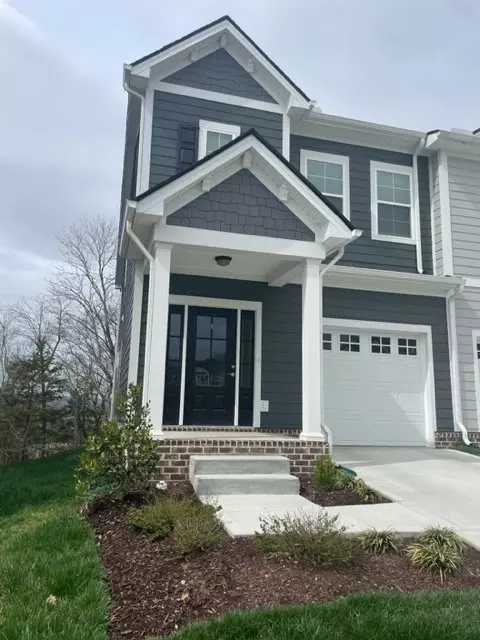 1121 Sweetleaf Dr, Franklin, TN 37064