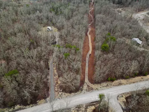 207 Sunset Bluff Way, Monteagle, TN 37356 photo 2