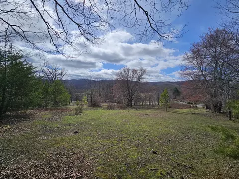 673 Rock Ave, Palmer, TN 37365
