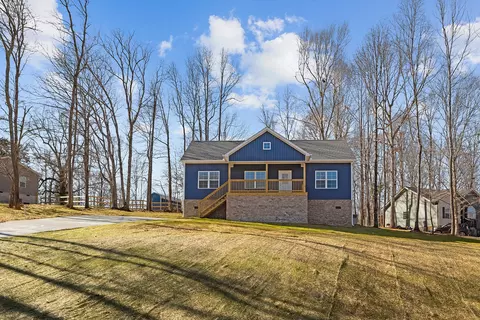 521 Lewis Ln, Charlotte, TN 37036