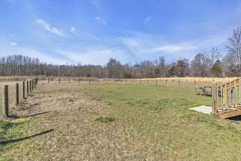 Exterior - 897 Mount Vernon Rd, Bethpage, TN 37022 photo 9 of 15