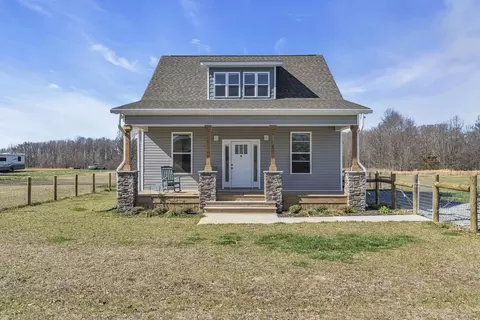 Exterior - 897 Mount Vernon Rd, Bethpage, TN 37022 photo 2 of 15