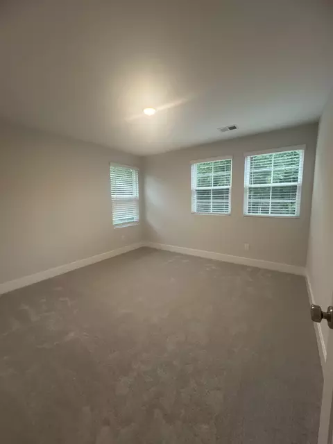 Bedroom - 105 Cavalvade Loop, Gallatin, TN 37066 photo 3 of 4
