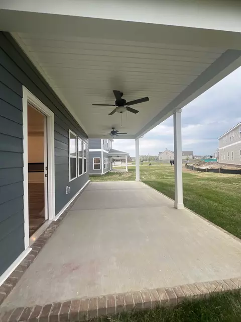 Exterior - 105 Cavalvade Loop, Gallatin, TN 37066 photo 3 of 3