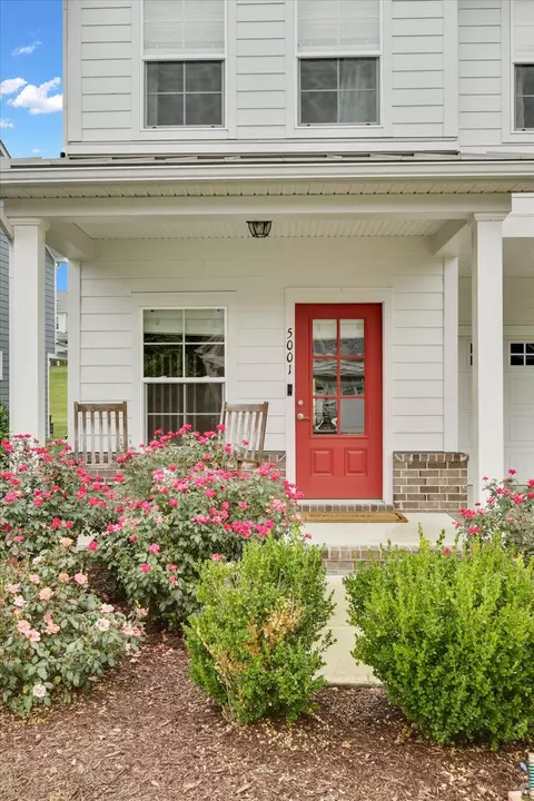 Exterior - 5001 Gracious Dr, Franklin, TN 37064 photo 3 of 6