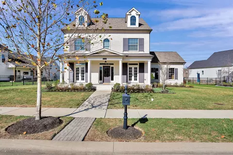 728 Vickery Park Dr, Nolensville, TN 37135