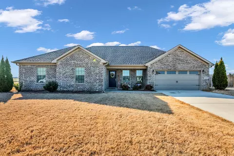 114 Stillwood Dr, Hazel Green, AL 35750
