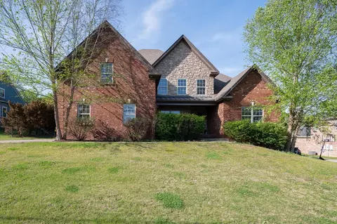 5602 Stonewood Dr, Smyrna, TN 37167