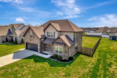 2940 Ronstadt Dr, Christiana, TN 37037