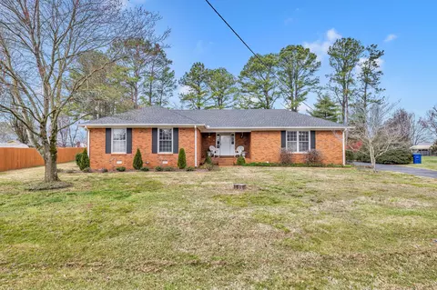 703 Azalea Dr, Mount Pleasant, TN 38474