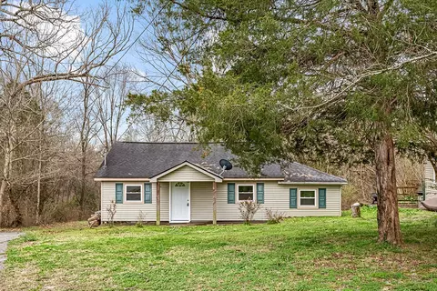 3013 Vanleer Hwy, Charlotte, TN 37036