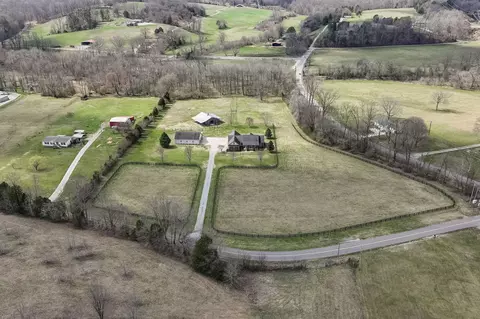 510 Bruce Rd, Dickson, TN 37055