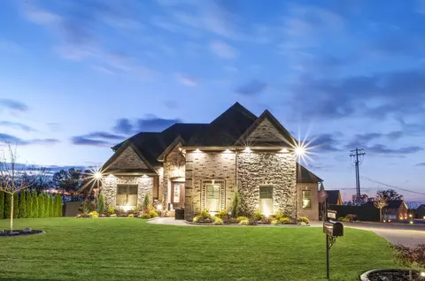 897 Harrisburg Ln, Mount Juliet, TN 37122