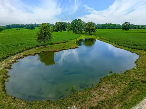 2385 Sylvia Rd, Dickson, TN 37055 photo 3