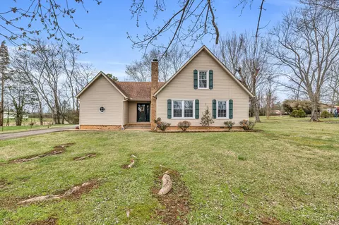3447 Meadow Ct, Murfreesboro, TN 37129