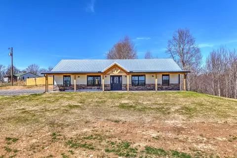 27 Ferguson Hollow Rd, Chestnut Mound, TN 38552