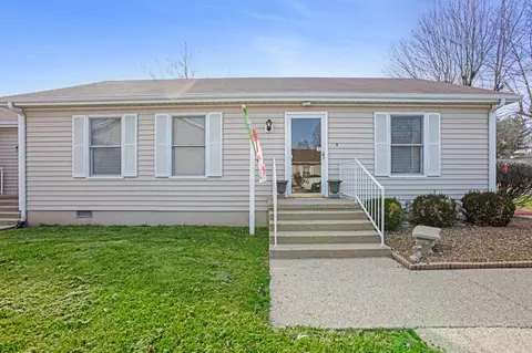 2951 Pawnee Dr, Hopkinsville, KY 42240
