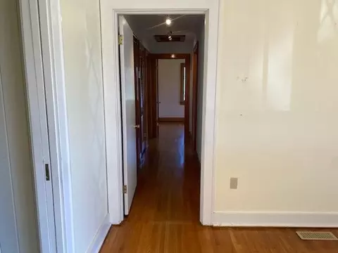 Entry Way - 414 Spring St, Guthrie, KY 42234 photo 1 of 2