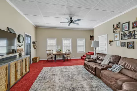 Living - 560 Foxfire Ct, Murfreesboro, TN 37129 photo 13 of 14