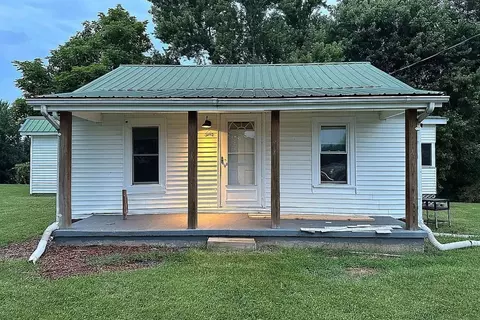 498 Sizemore Ln, Scottsville, KY 42164