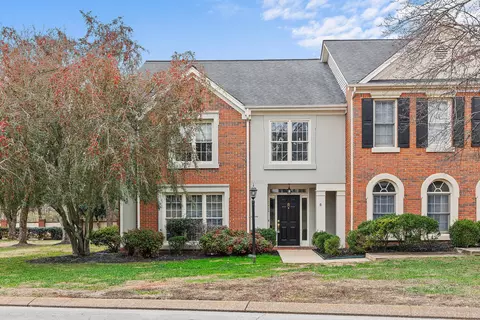 7424 Hamilton Run Dr, Chattanooga, TN 37421