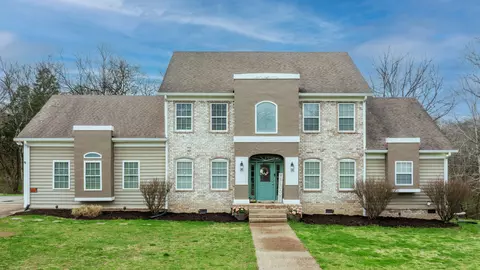 103 Bentz Ct N, Gallatin, TN 37066