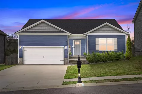 1744 Rains Rd, Clarksville, TN 37042