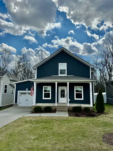 1004 Sycamore Rdg E, Burns, TN 37029