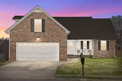 1696 Cedar Springs Cir, Clarksville, TN 37042