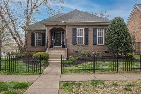 229 Lilac Cir, Franklin, TN 37064