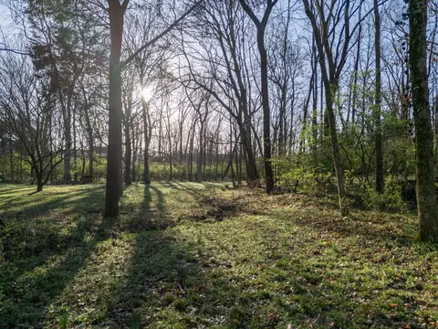 1137 S Greenhill Rd, Mount Juliet, TN 37122