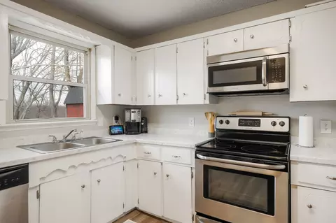 Kitchen - 461 Dyer Ridge Rd, Baxter, TN 38544 photo 3 of 3
