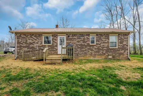 Exterior - 461 Dyer Ridge Rd, Baxter, TN 38544 photo 10 of 12