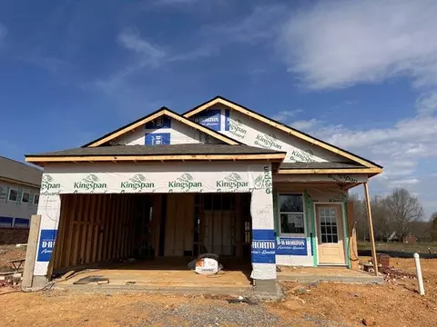 7190 Lang Ave, White House, TN 37188