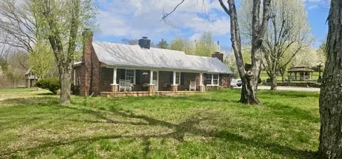 990 Greenwood Rd, Lebanon, TN 37090