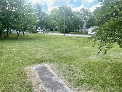 613 Short Mountain St, Smithville, TN 37166
