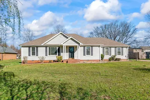 707 Spike Trl, Murfreesboro, TN 37129