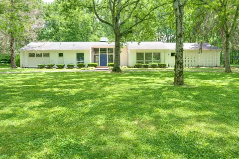 6112 Melbourne Dr, Nashville, TN 37215
