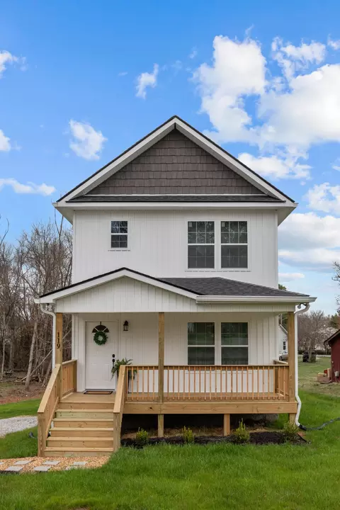 119 Batey Cir, Dickson, TN 37055