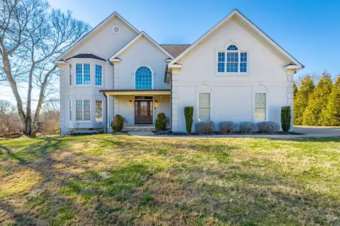 2213 Bay Pointe Dr, Hixson, TN 37343