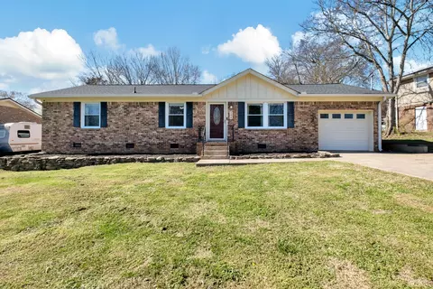 104 Lynhurst Cir, Hendersonville, TN 37075