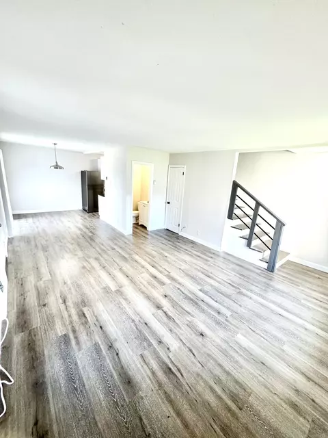 550 Harding Pl #B106, Nashville, TN 37211